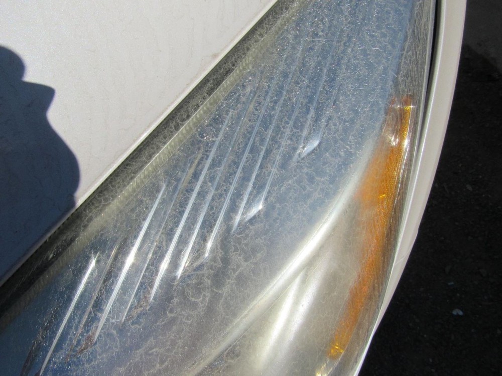 ESCAPE 2017 Glove Box 1000860