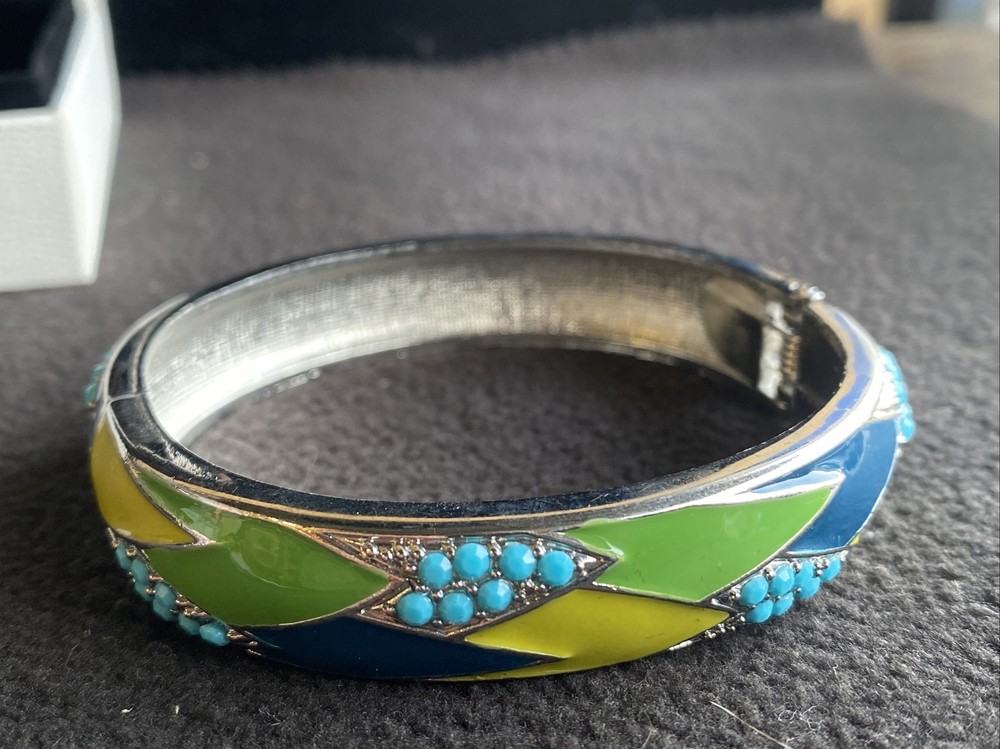 Sunnyclue Bracelet (Which Opens) And Ring Set.