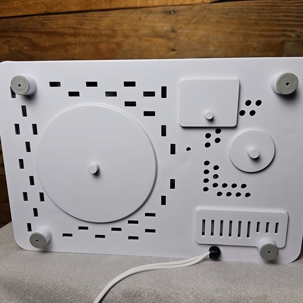 West Bend Perfect Timing Automatic Bread & Dough Maker #40126 (Open Box)