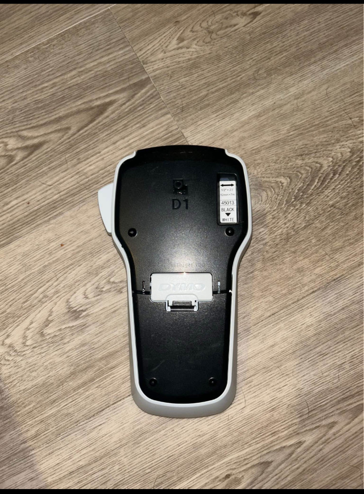 DYMO Portable Label Printer – Battery Operated – Tested & Fully Functional –Good