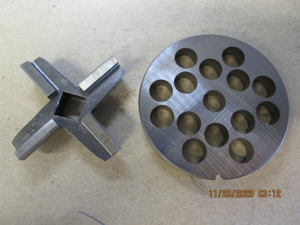 #22 1/2'' GRINDER PLATE & KNIFE SET