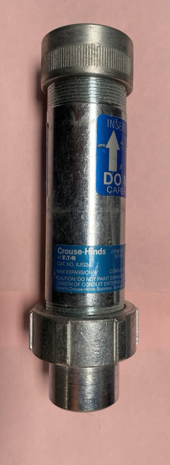 EATON Crouse-Hinds XJG24 3/4" EXPANSION JOINT CONDUIT FITTING W/4" MOVEMENT