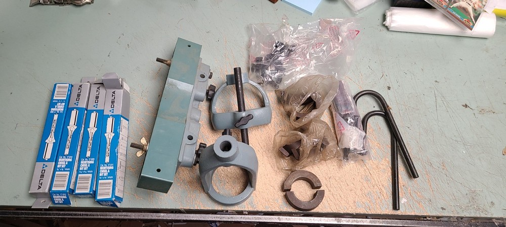 Delta Tool Mortising Attachment With 4 Mortising Chisel & Bit Sets Sets Are New