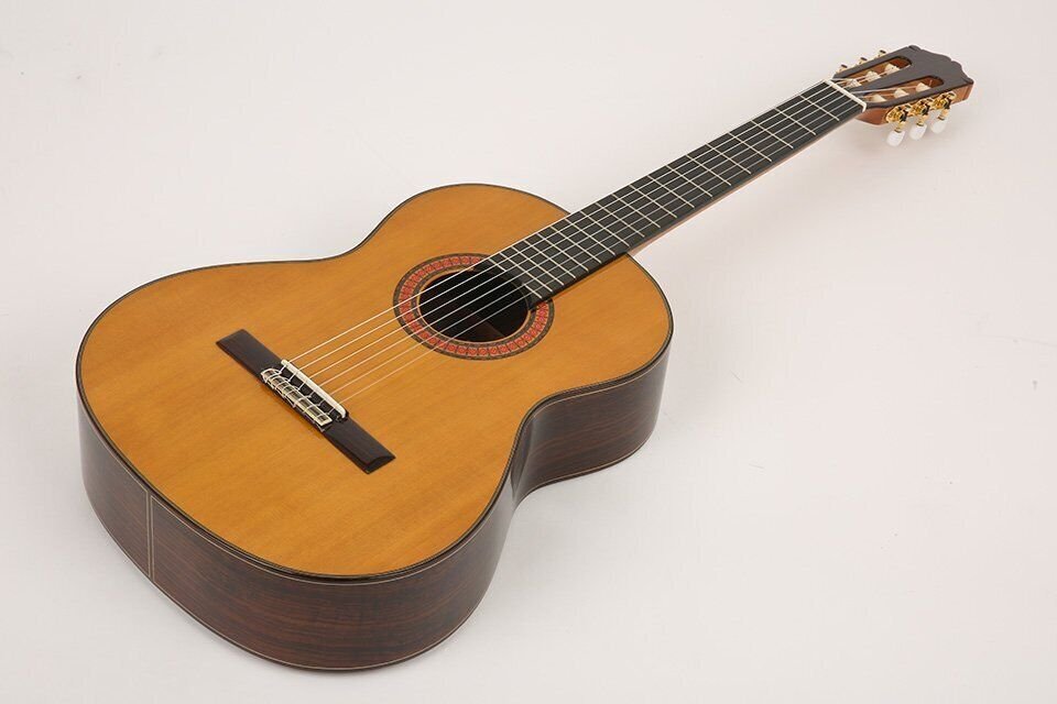 Cuenca 70R Cedar Classical Nylon Guitar Classic Made In Spain