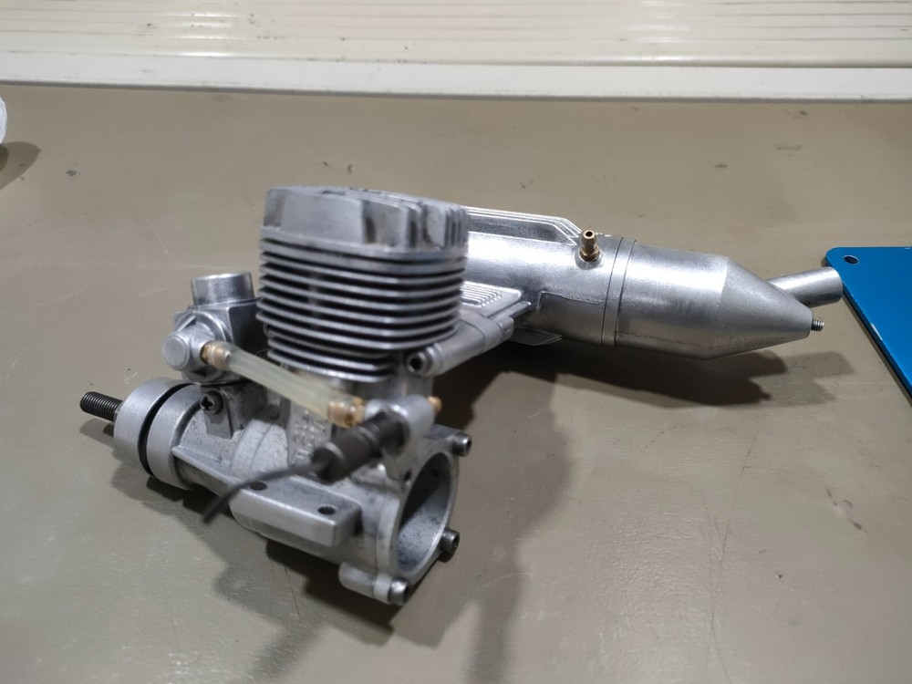 OS Max 46 FX Nitro Airplane Engine 2-Stroke. Tight Compression. OS Engine 46FX