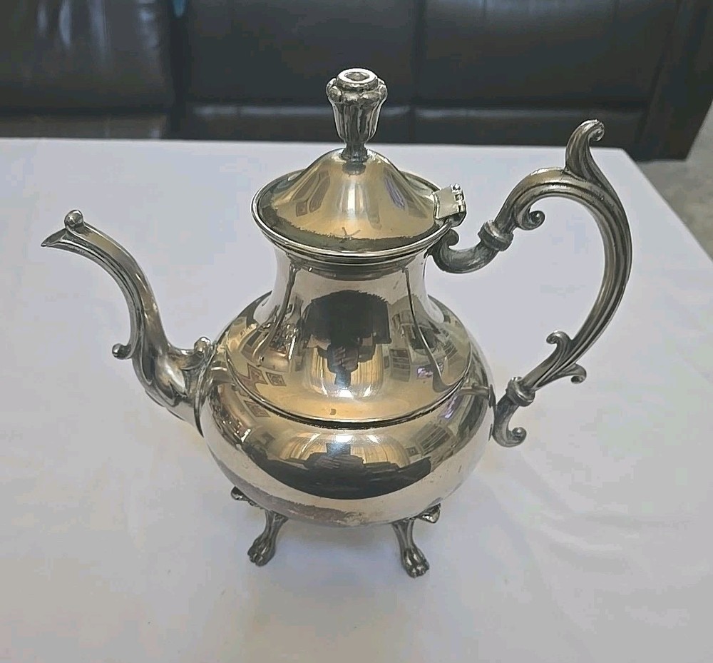 Silverplater 4pc Silverplate Footed (MMC) Vintage Tea Set