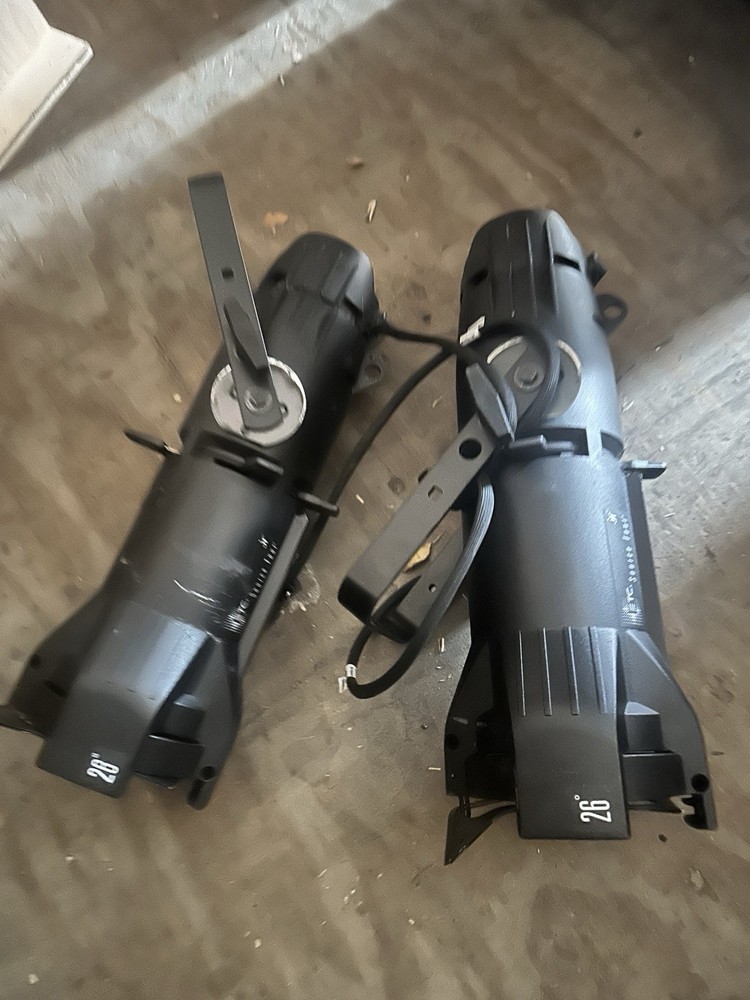 5 units - ETC Source Four JR. 575W Ellipsoidal Light