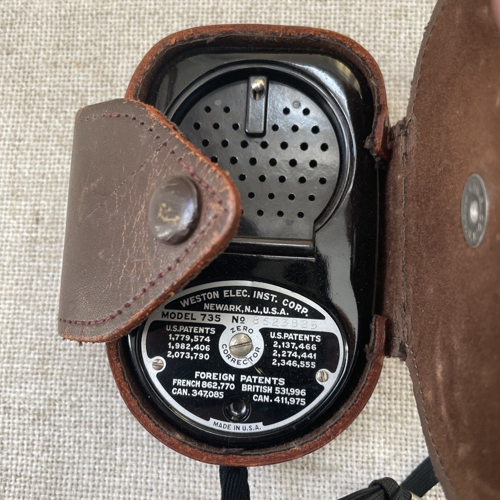 Weston Master II Universal Exposure Meter Model 735 with Box, Paperwork, & Case