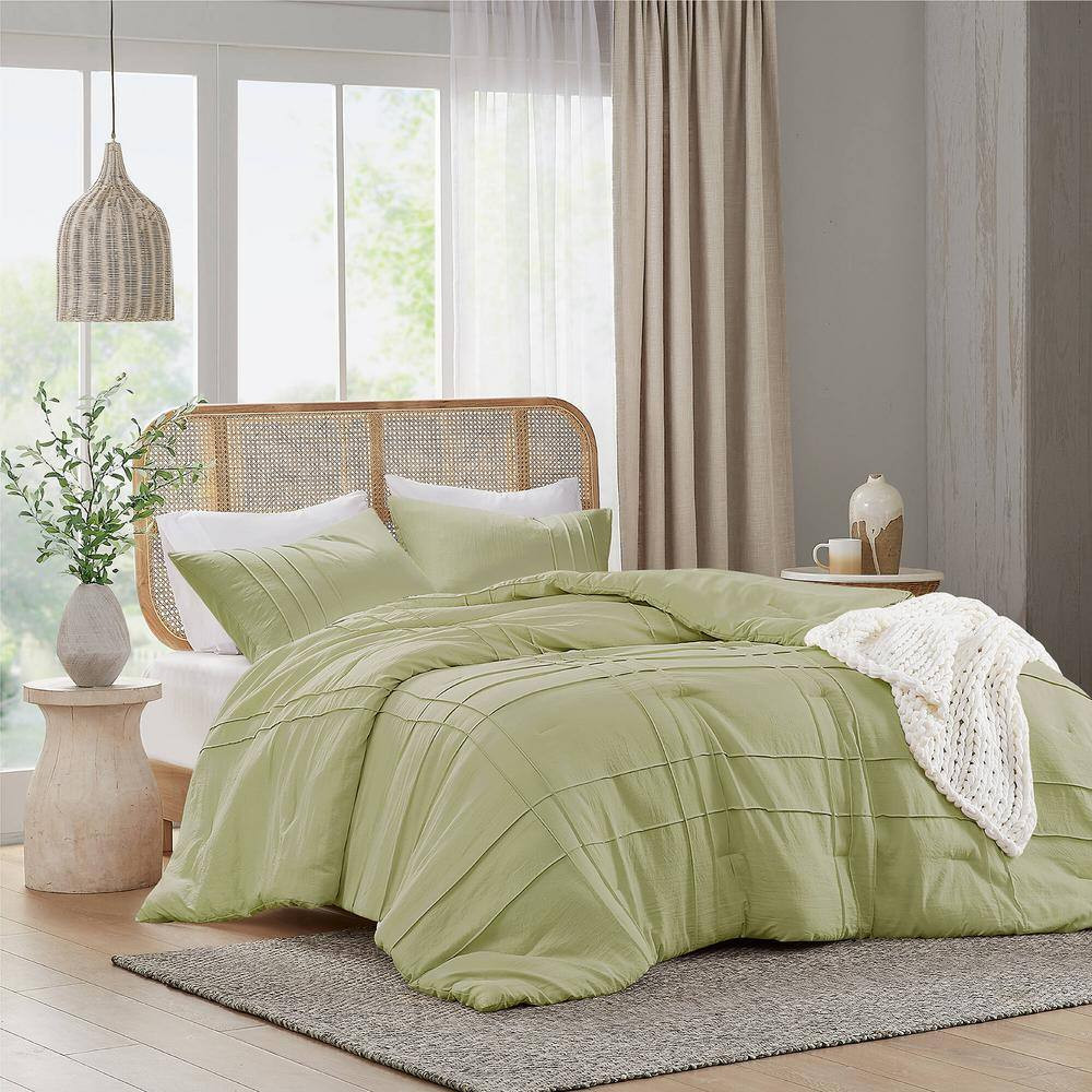 Porter 3-Piece Sage Microfiber King Soft Washed Pleated Comforter Set