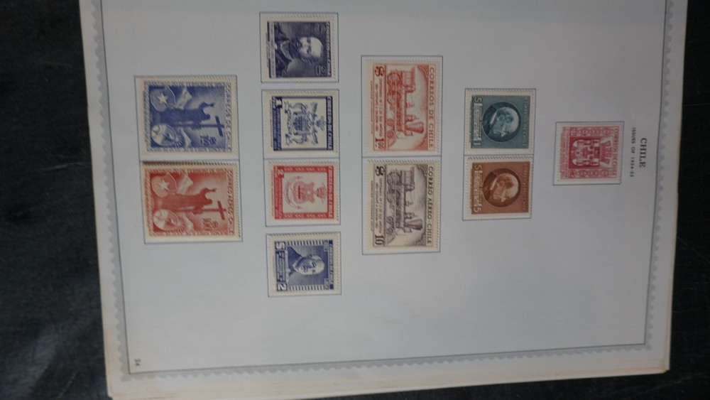 Chile fine collection on pages