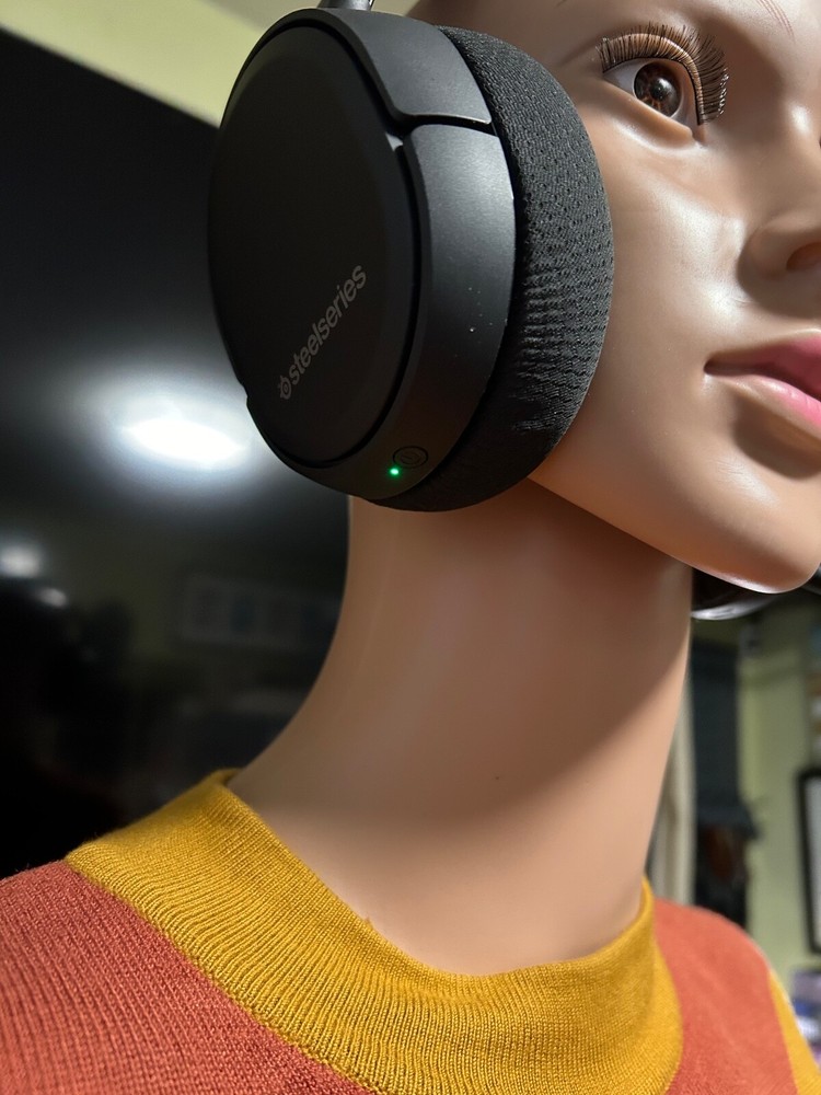 SteelSeries Arctis 1 Wireless Gaming Headset – USB-C – Black
