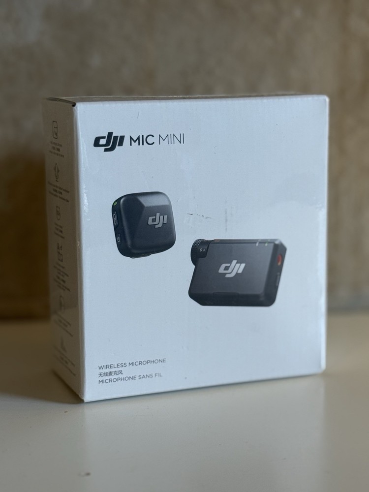 DJI Mic Mini (1 TX + 1 RX) Wireless Lavalier Microphone [iPhone/Camera/Android]