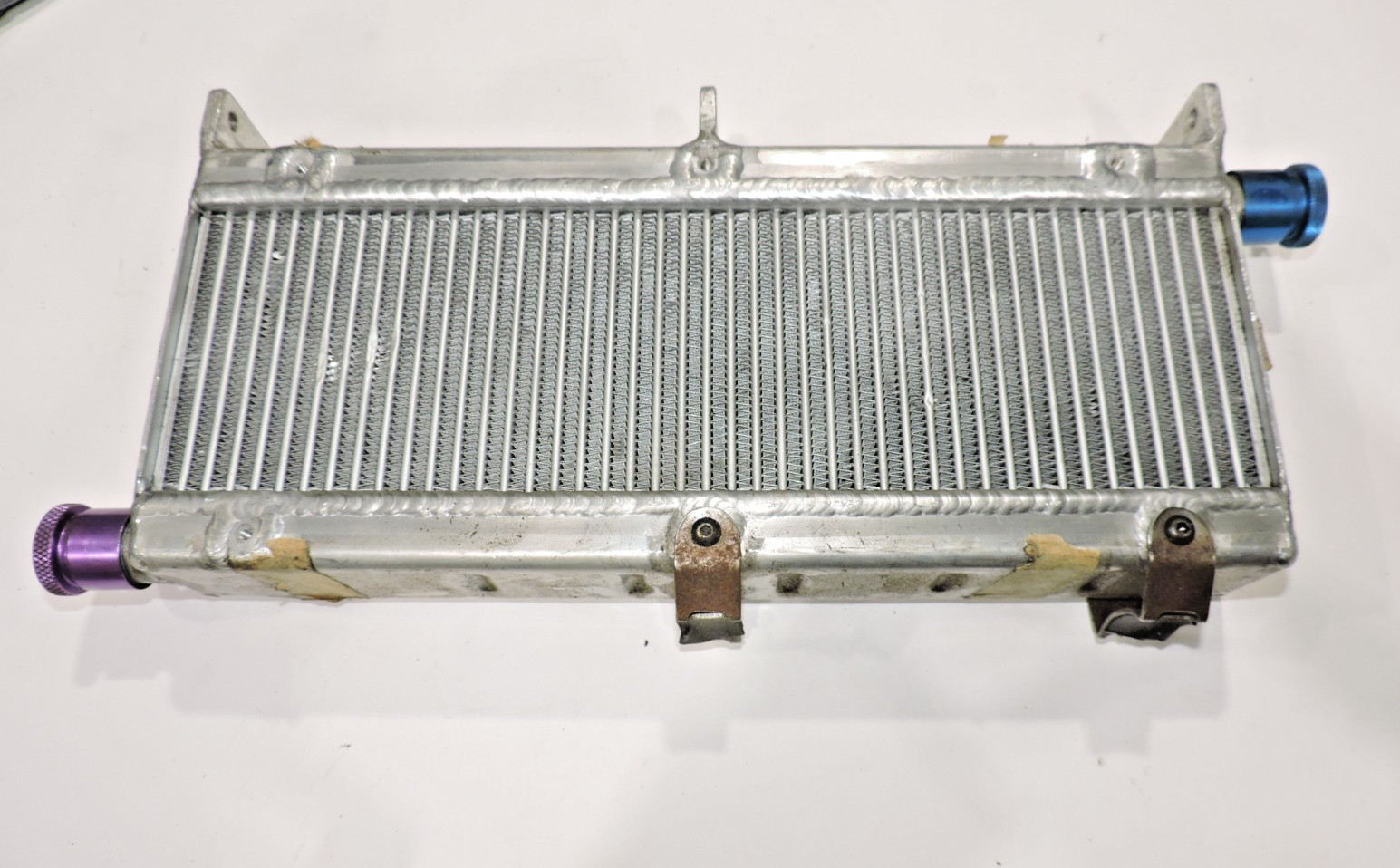 Aluminum oil cooler 14" x 6" x 2" Wiggins outlets  brackets for mounting NASCAR