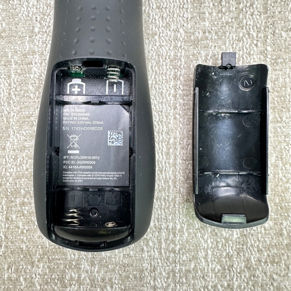 Logitech R800 Laser Pointer Presenter Presentation Clicker Remote Tested Working