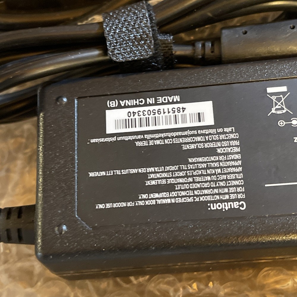 Replacement AC Adapter Charger Model PA-65W for Laptop / Electronics