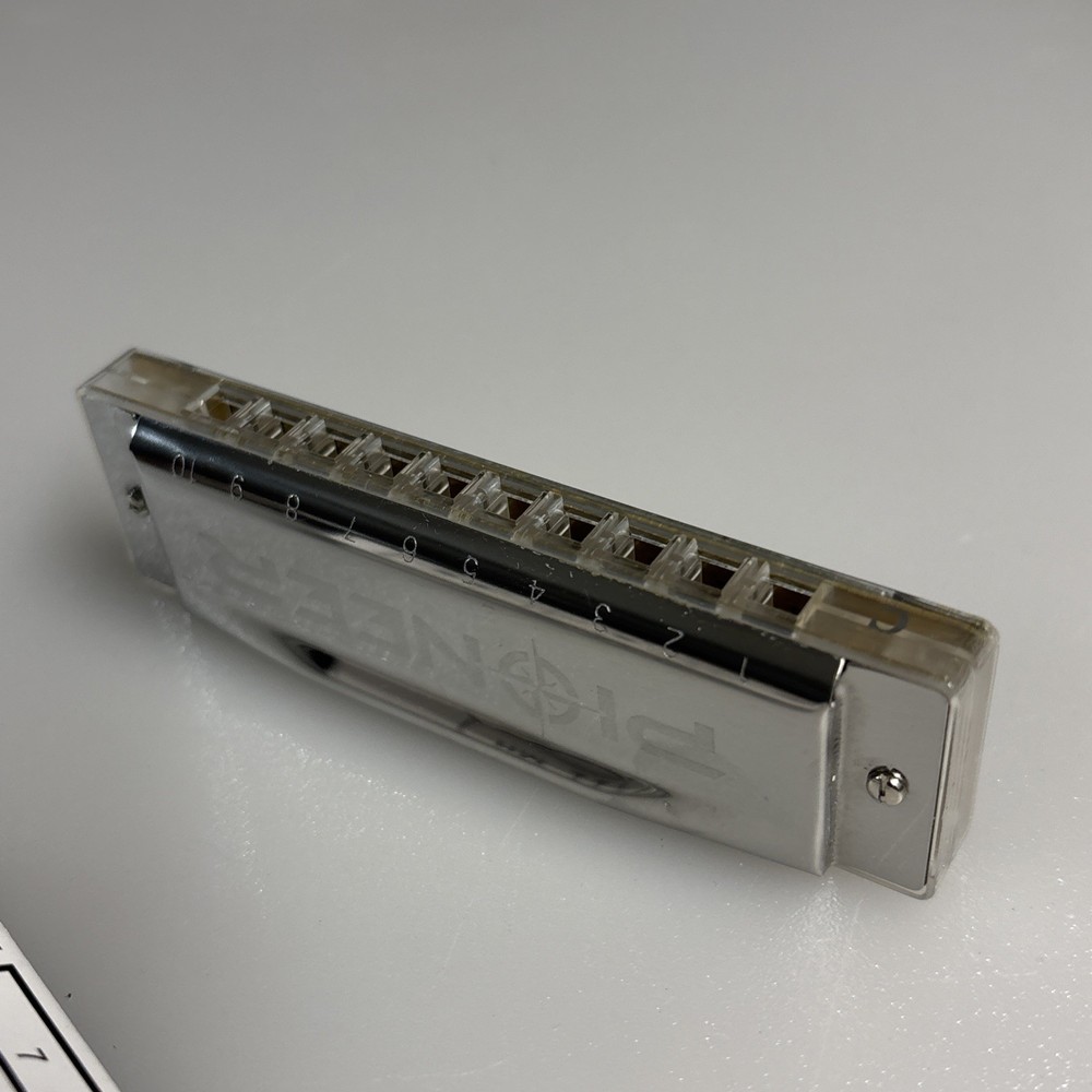 Hohner Pioneer Harmonica w/ Case and Online Lessons Code