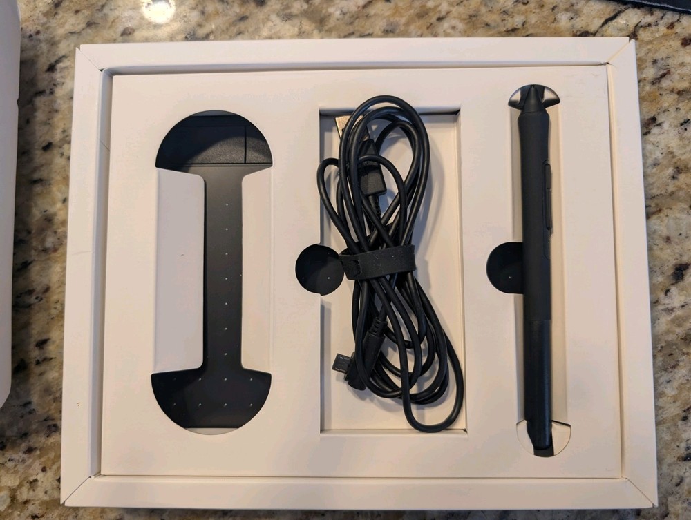 Wacom Intuos Creative Pen Tablet CTL-4100WL/E0-AB