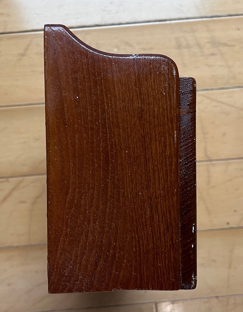 Seateak binocular holder
