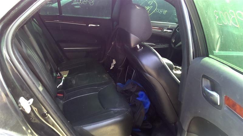 300 2014 Fuse Box Cabin 1038366111