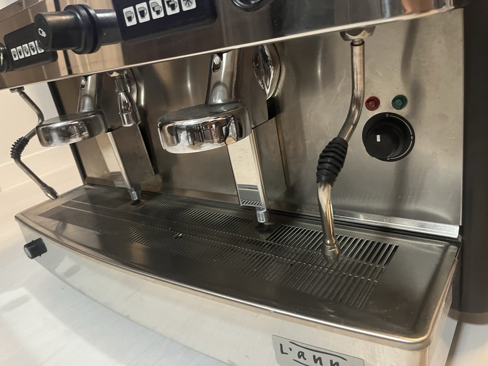 IBERITAL L'ANNA 2 GROUP MACHINE (Used)