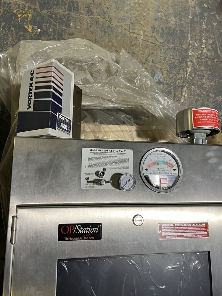 OP/ Station Computer Housing