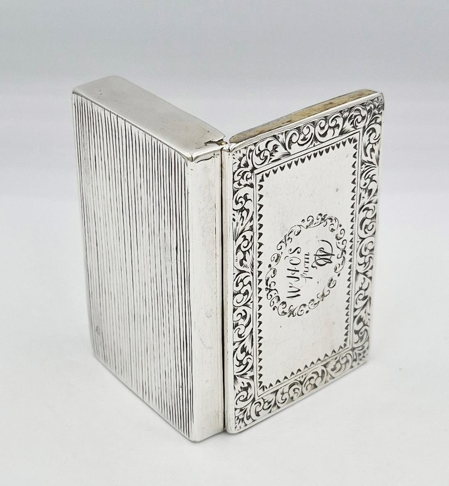 GEORGIAN SOLID SILVER ENGRAVED SNUFF BOX c1810