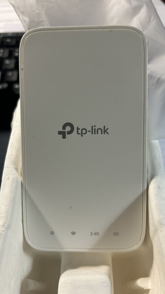 TP-Link RE300 Mesh Wi-Fi Range Extender