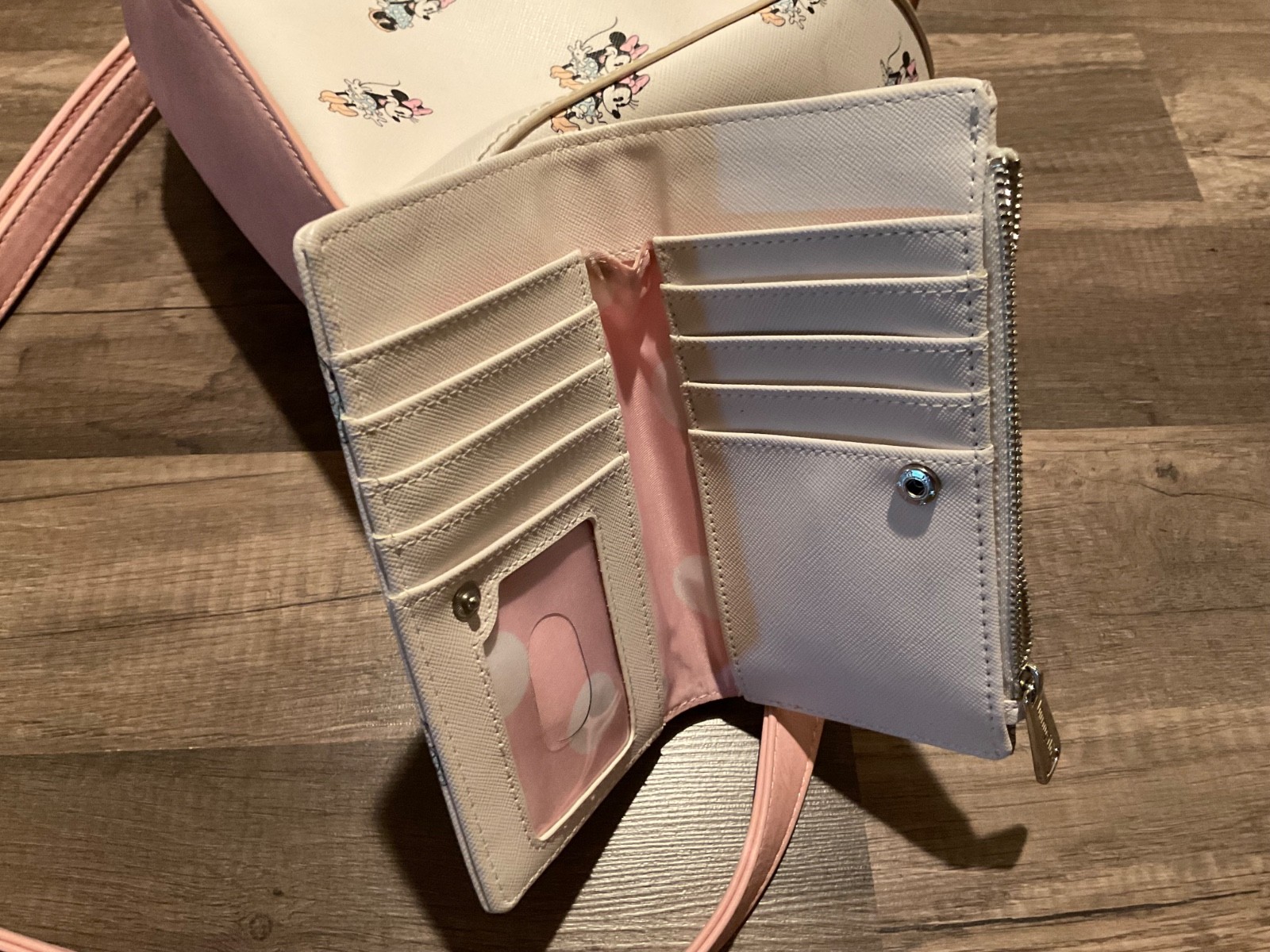 LOUNGEFLY DISNEY MINNIE MOUSE ALL OVER PRINT HANDBAG TOTE & WALLET SET