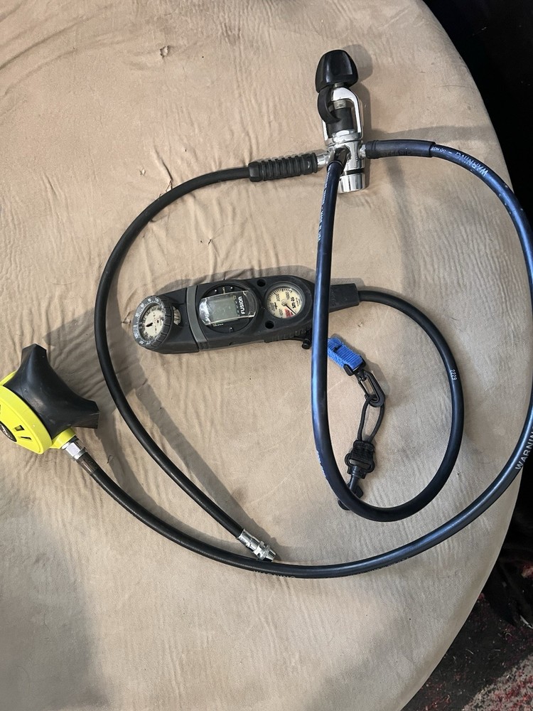 US Divers Octopus Scuba Diving Regulator W/ Suunto Fusion Computer Dive Console