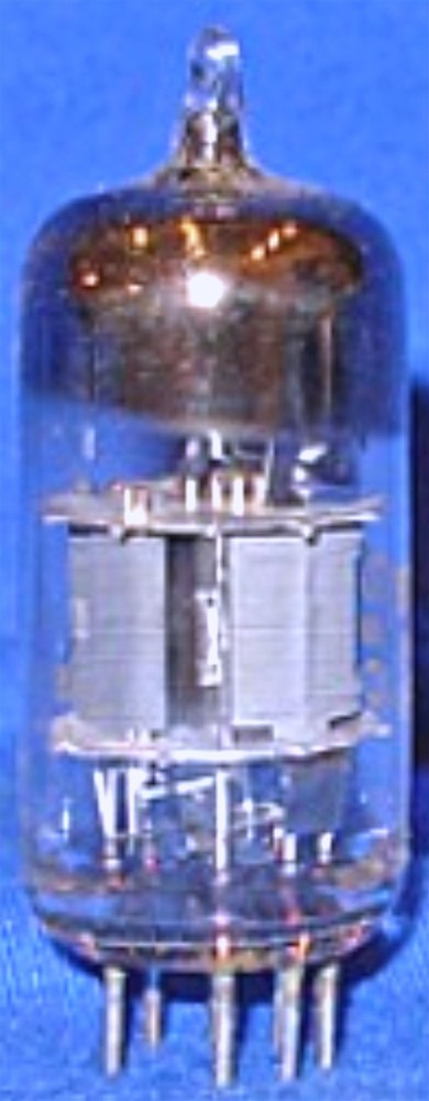 6HB7 TUBE RCA TESTED & BOXED VINTAGE COMMERCIAL SURPLUS