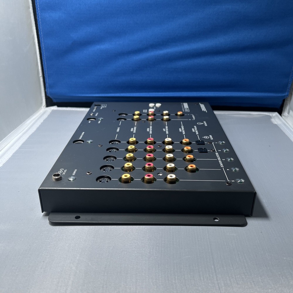 Bose Built-INvisible SE-1 System Expander - 2000