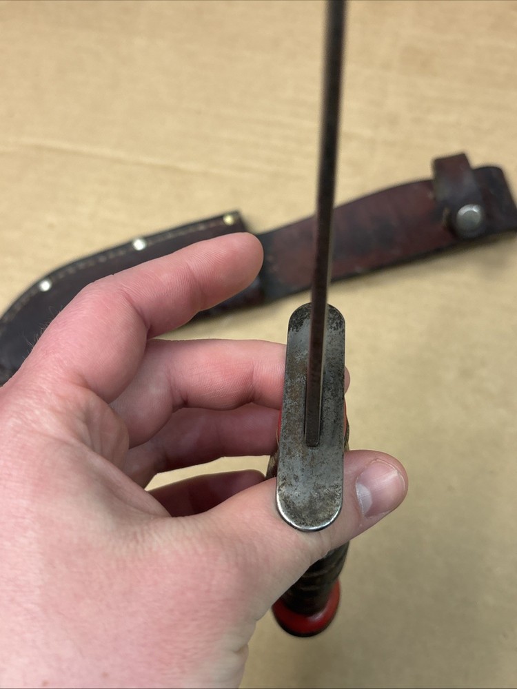 Schrade Walden Fixed Blade Knife With Sheath
