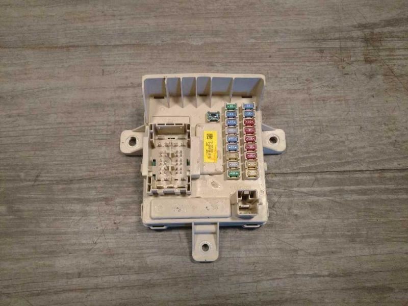 GENESIS 2015 Fuse Box Cabin 6796