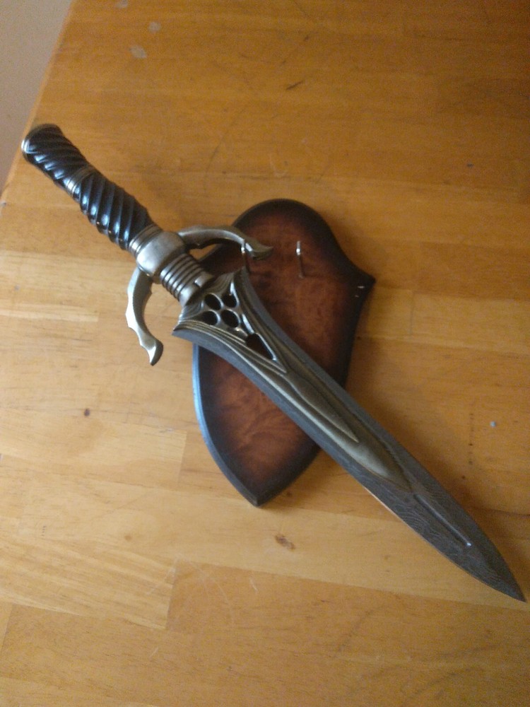 Collectible Display Knife