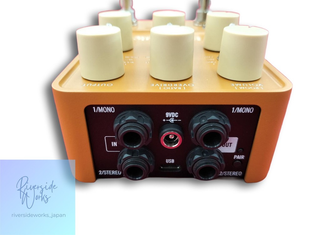 UNIVERSAL AUDIO ENIGMATIC '82 Amp Simulator Effects Pedal JP
