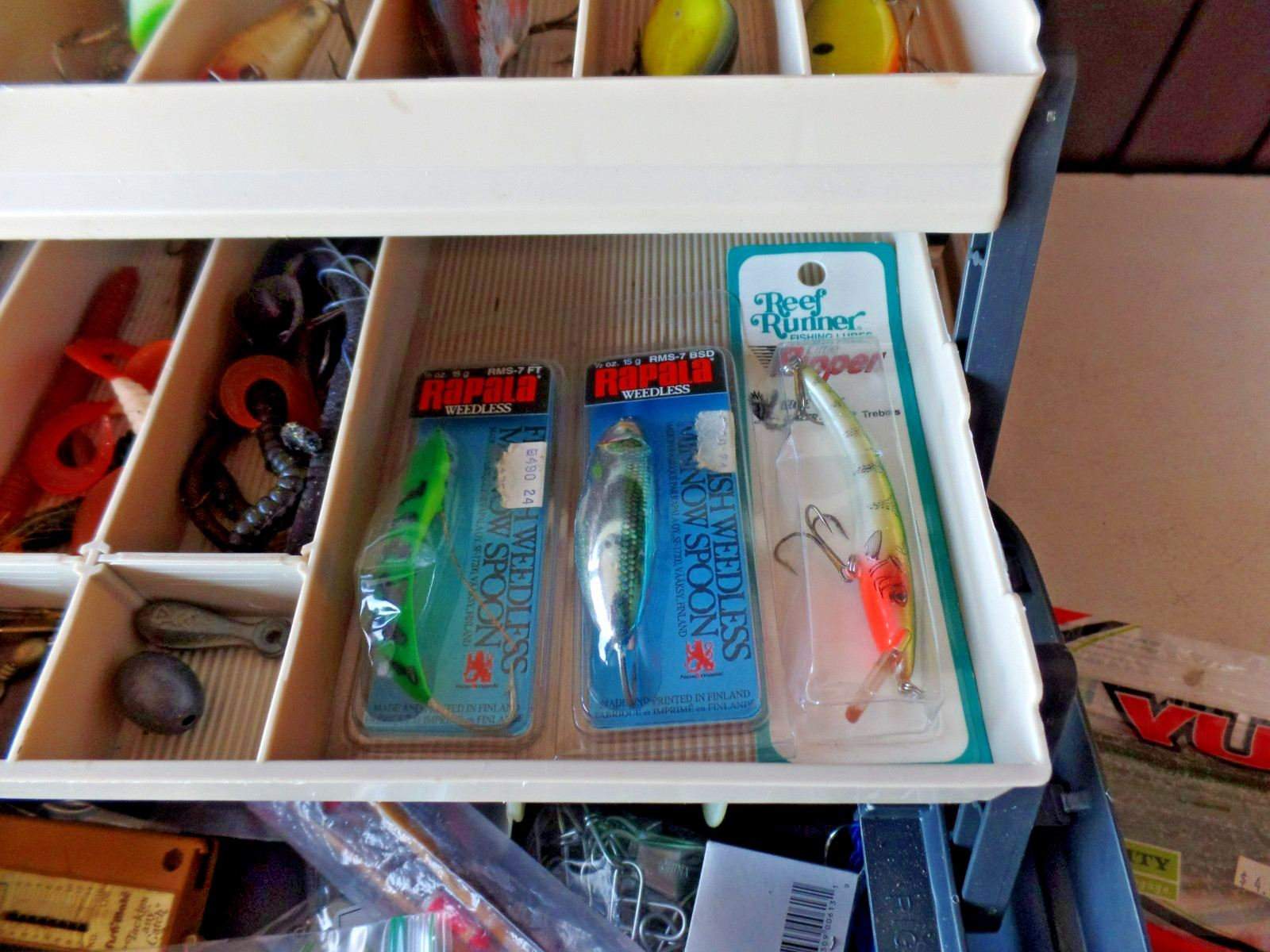Vnt. Plano 3 tier TACKLE BOX FULL vintage Lures fishing supplies fillet knife