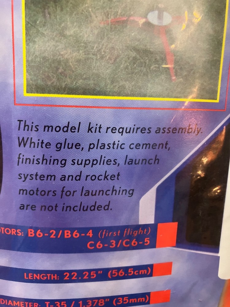 Quest Courier Egglofter Flying Model Rocket Kit - Sealed
