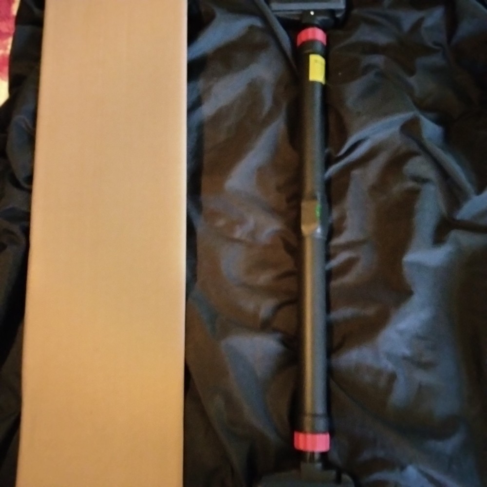 Pull Up Bar for Doorway w/ Level, Adjustable, 440lb Capacity