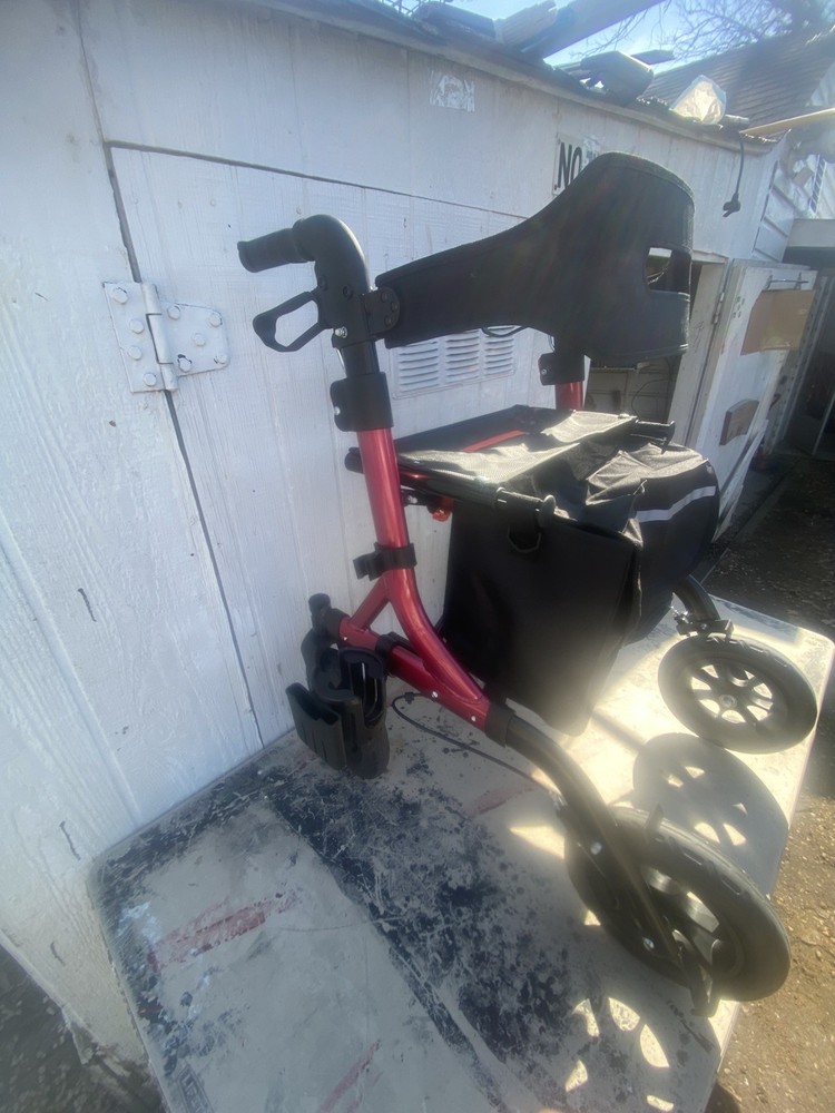 Rollator Walker for Seniors, Lightweight Foldable All Terrain Rolling Walker wit
