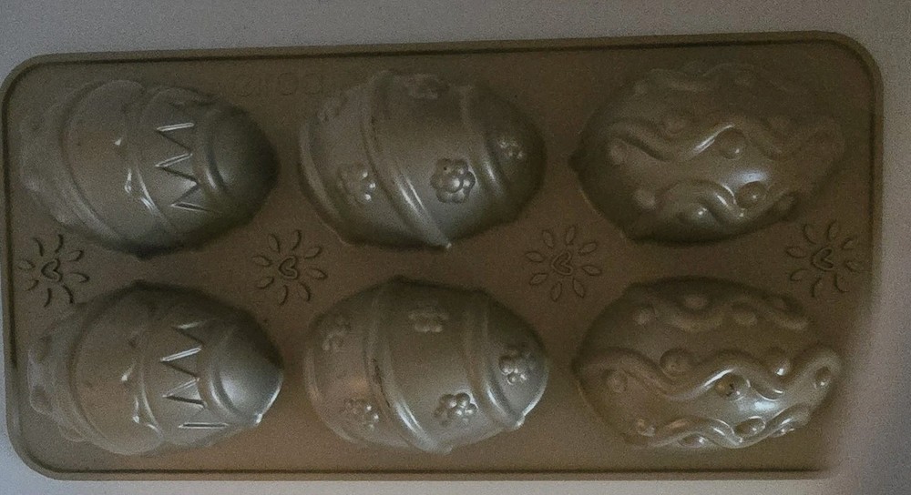 CIROA Easter Egg Cake Cakelet Pan Molds Aluminum