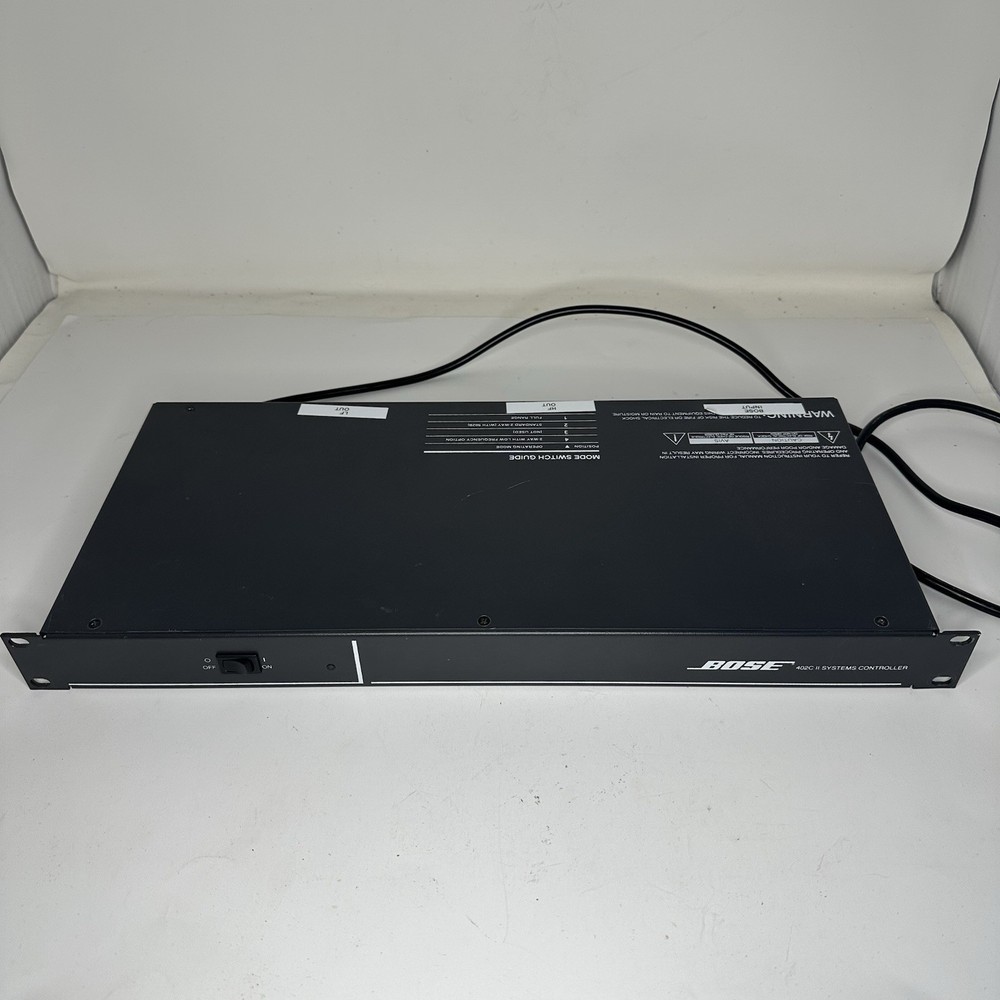 Bose 402C II Systems Controller Crossover Rack Unit Powers On Tested Light