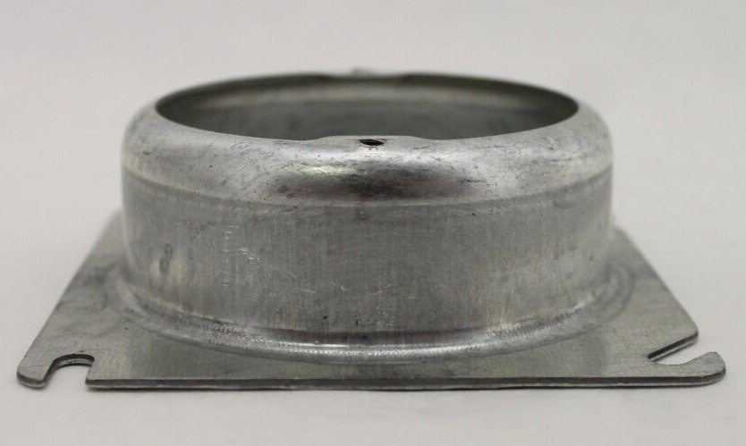 UMI 1-1/4" 8.5 cu. in. Square Mud Ring