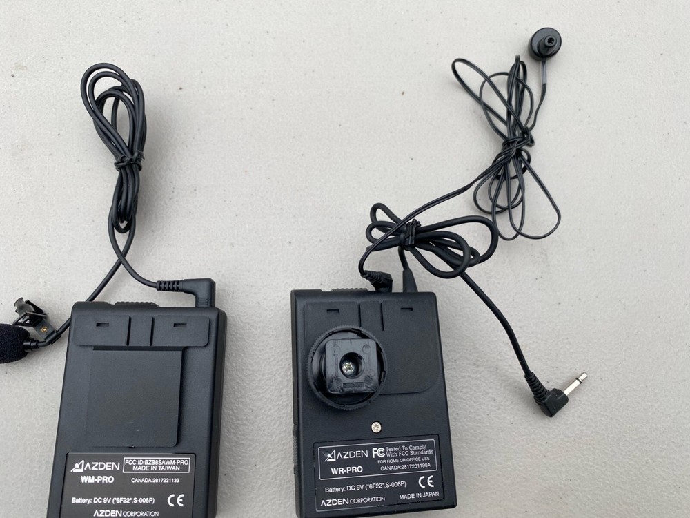 Azden WLX Pro VHF System Wireless Lapel Microphone System, excellent condition