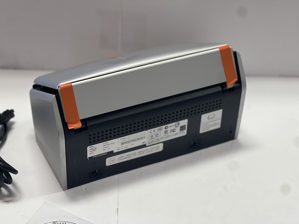 Fujitsu Scan Snap S1500 Scanner w/ AC Adapter+USB+CD