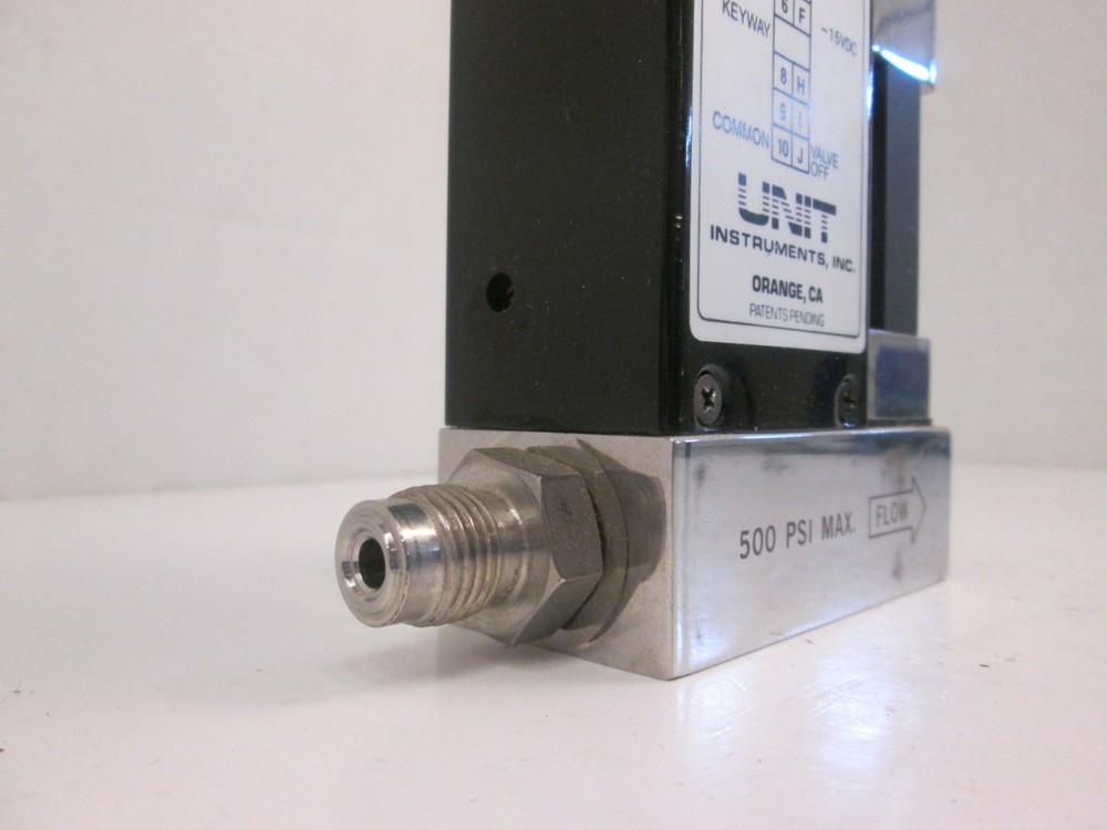 Unit UFC-1000, MFC, Mass Flow Controller, CHF3, 50 SCCM, Used