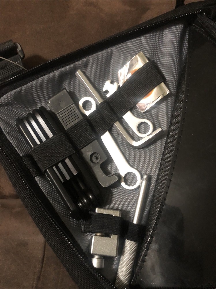 New Topeak 17 Function Multi Tool with Two Face Bag
