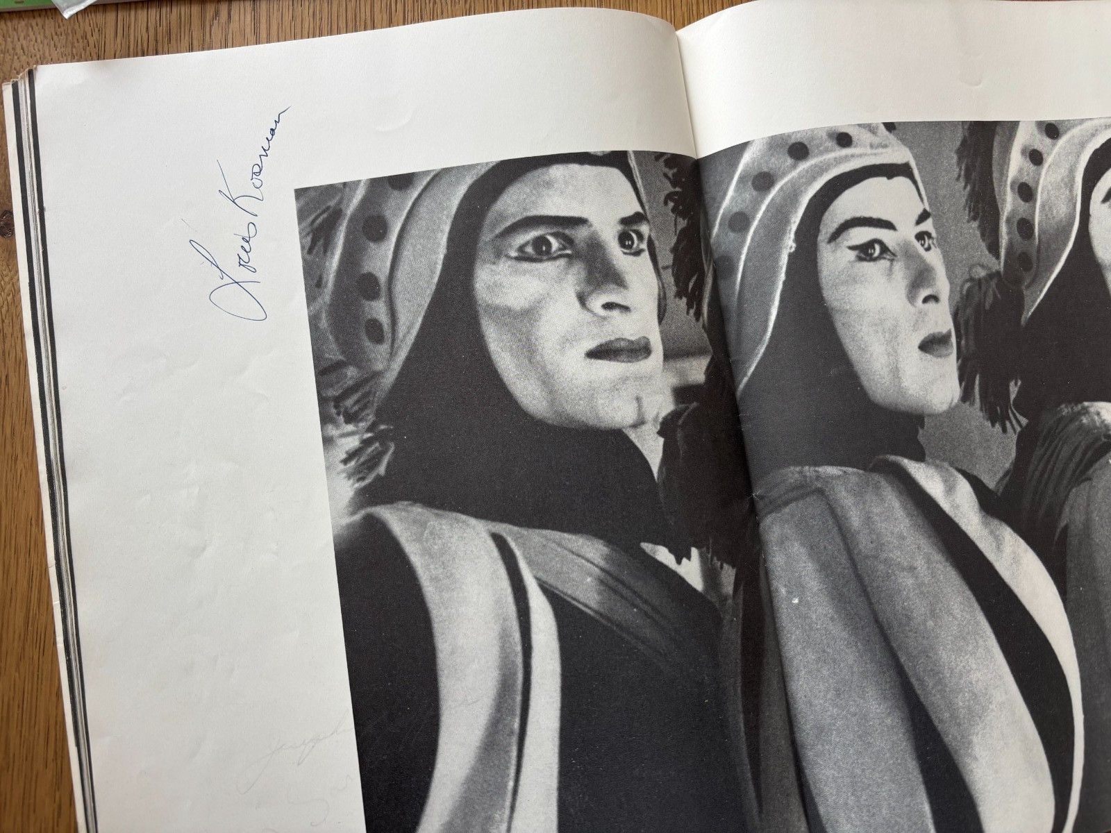 1956 program W/30 AUTOGRAPHS BALLET RUSSE DE MONTE CARLO NOVAK/CHOUTEAU/HOWARD