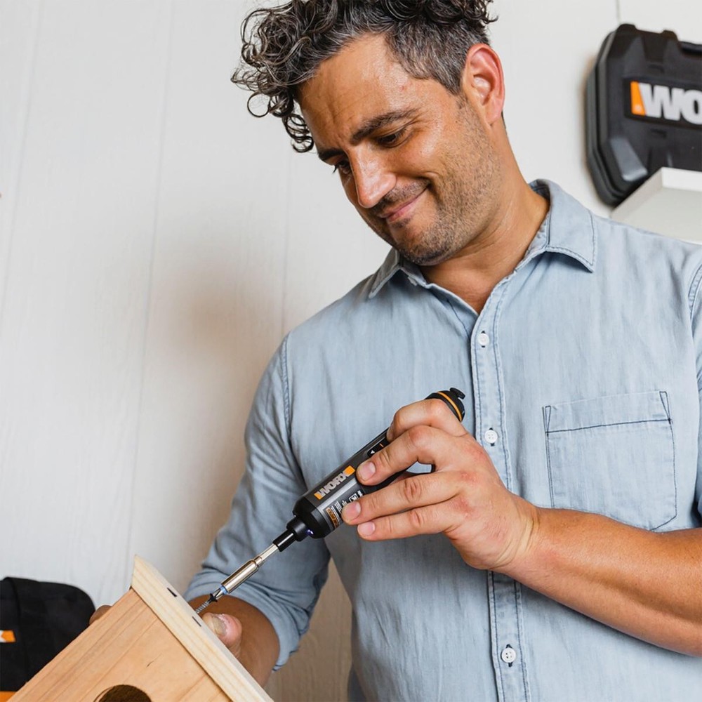 Worx 4-Volt Cordless Screwdriver with 25 Bits, Case -OB