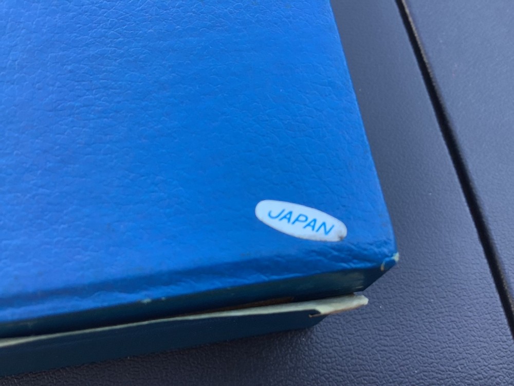 Vintage EALES & Raimond Salt & Pepper Shakers Enameled Lids Original Box Japan