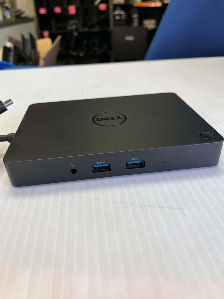 Dell Dock WD15 with 130W Adapter